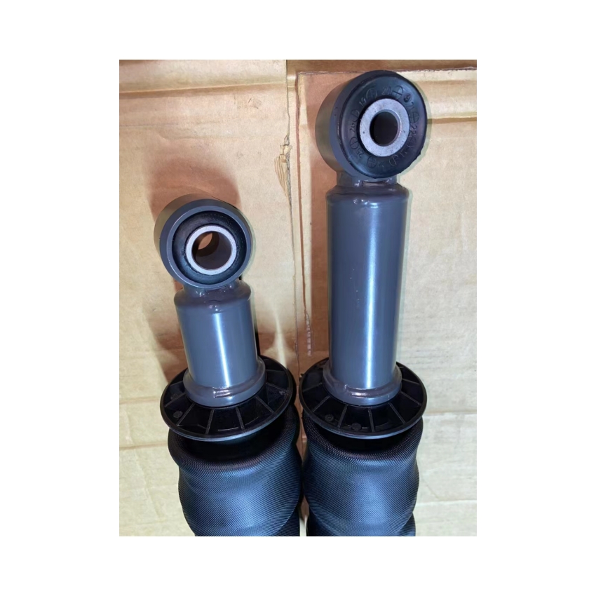 Durable Black Front Axle Shock Absorbers WG9725680028 for HOWO T7H Series Truck