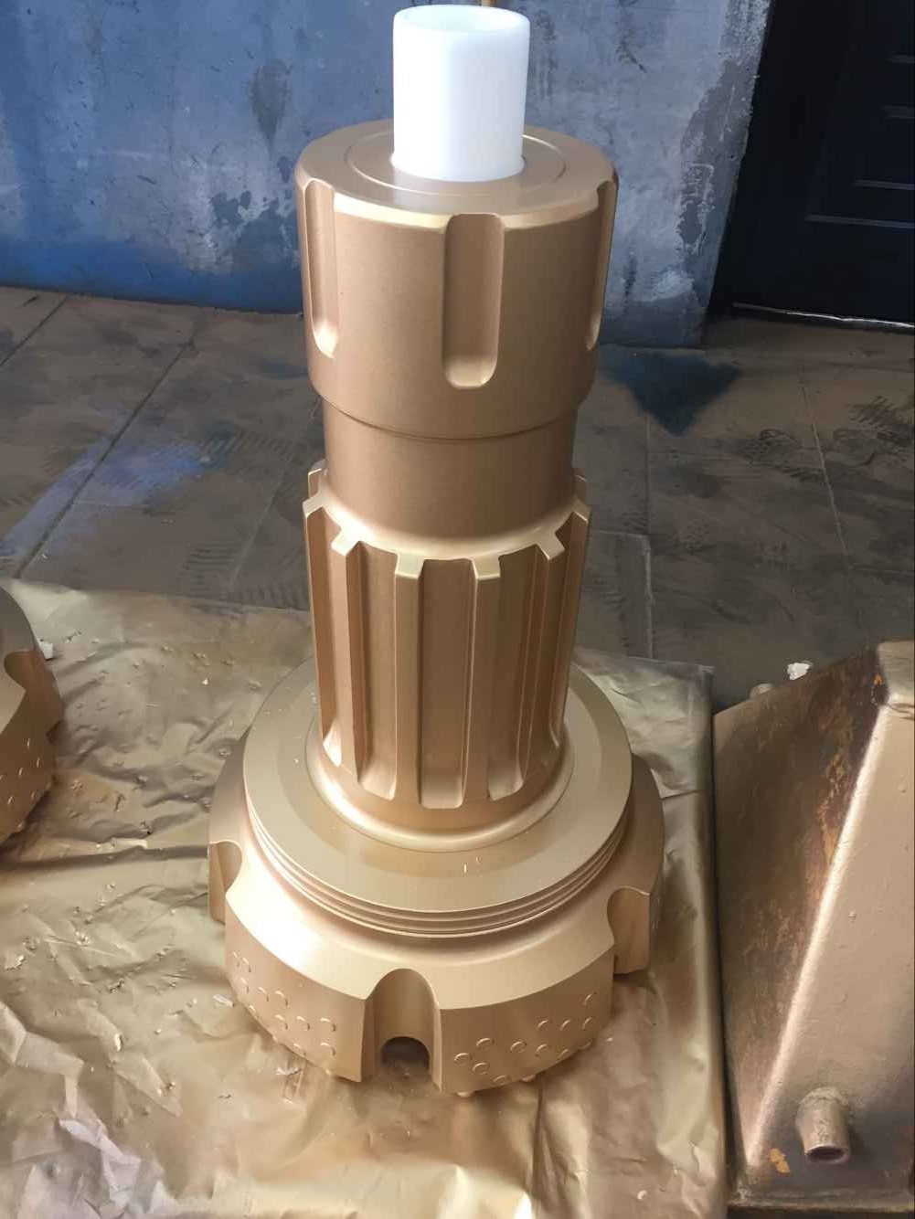 High Strength Alloy Steel Down Hole Hammer DHD112 SD12 NUMA120 NUMA125 Golden Color