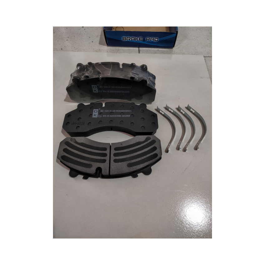 Heavy Duty Power Stop Original Ceramic Brake Pads WG9100443050/1 for Howo Car Model