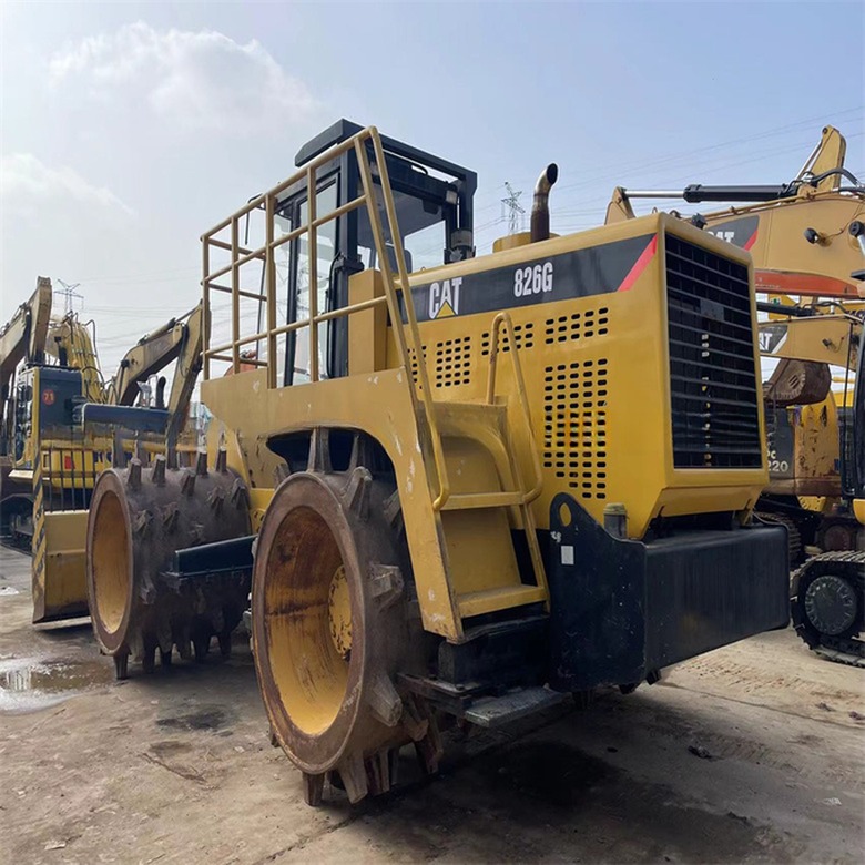 Japan Made CAT 826G Compact CAT Original With 3406 DITA Engine In Low Working Hours