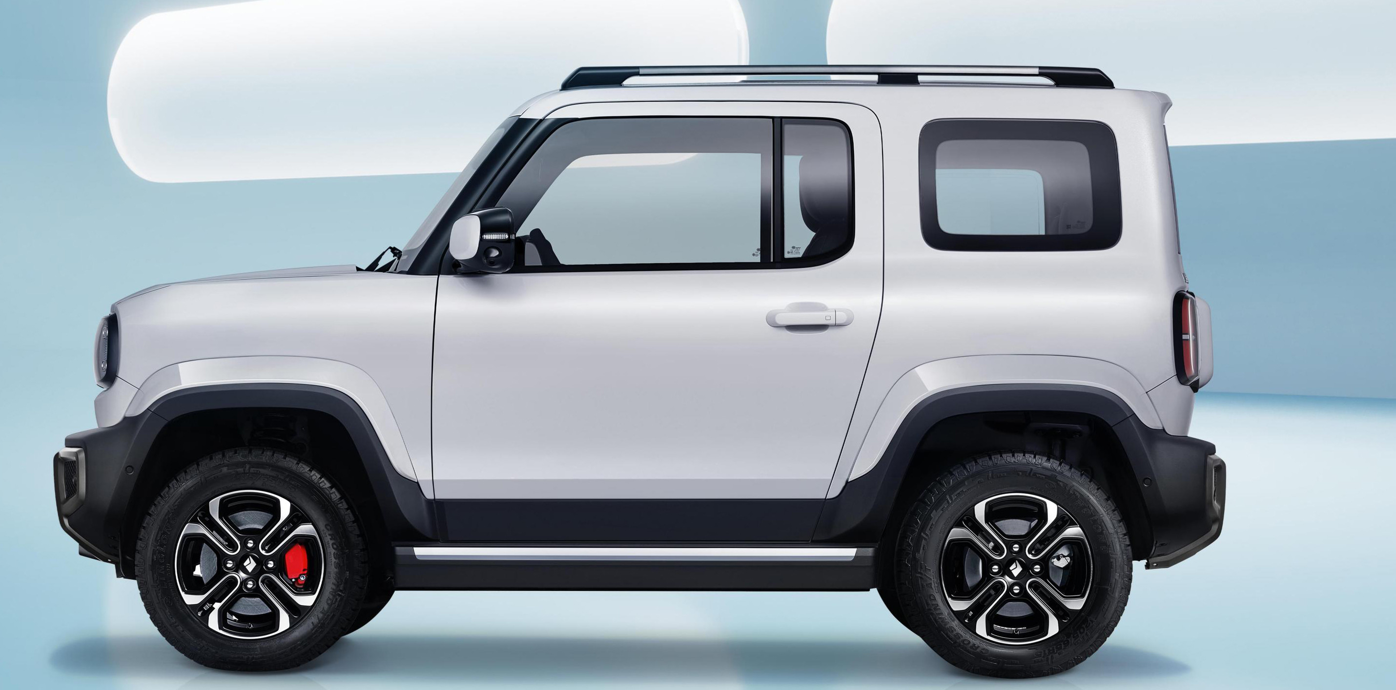 Baojun Yueye Chinese Mini Electric Car SUV With Range 303KM