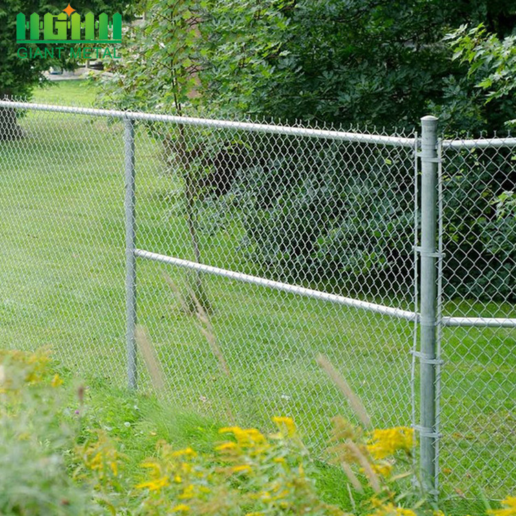 Hot Dip Galvanized Cyclone Wire Mesh OHSAS 18001 Cyclone Chain Link Fence
