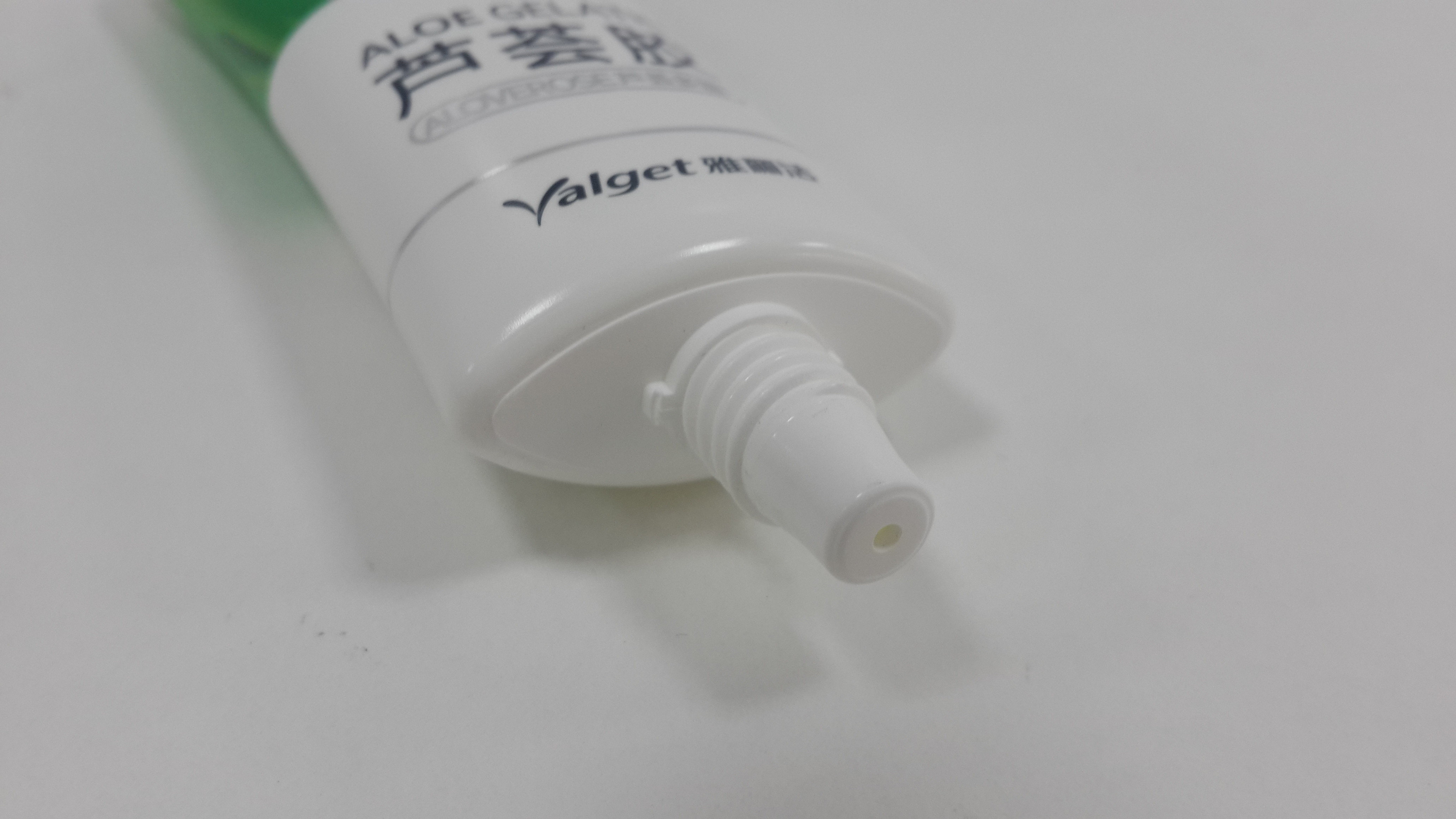 Flat and oval Plastic Barrier Laminated cosmetic tube for Aloe Gelatin and face make up,Diameter 30