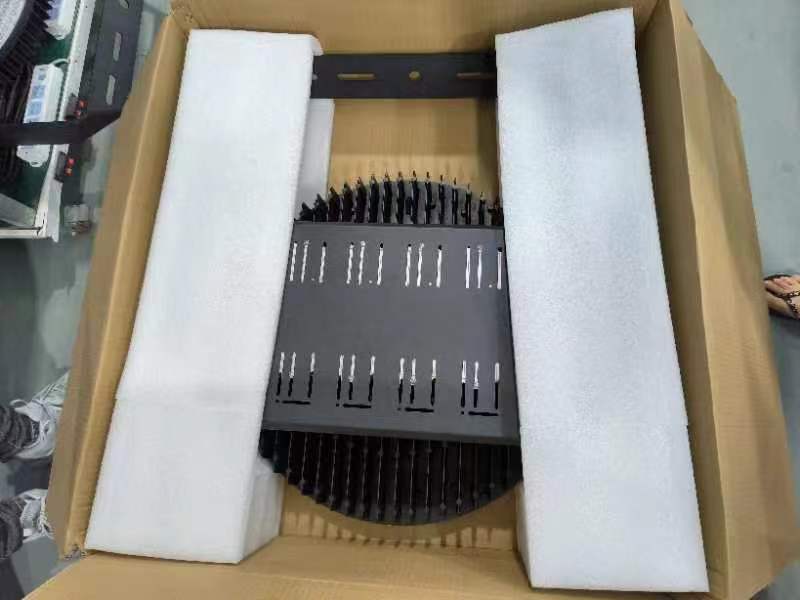 Round LED Sports Lights 1800W Ra70 Ra80 Sports Field Lighting For Sports Venues