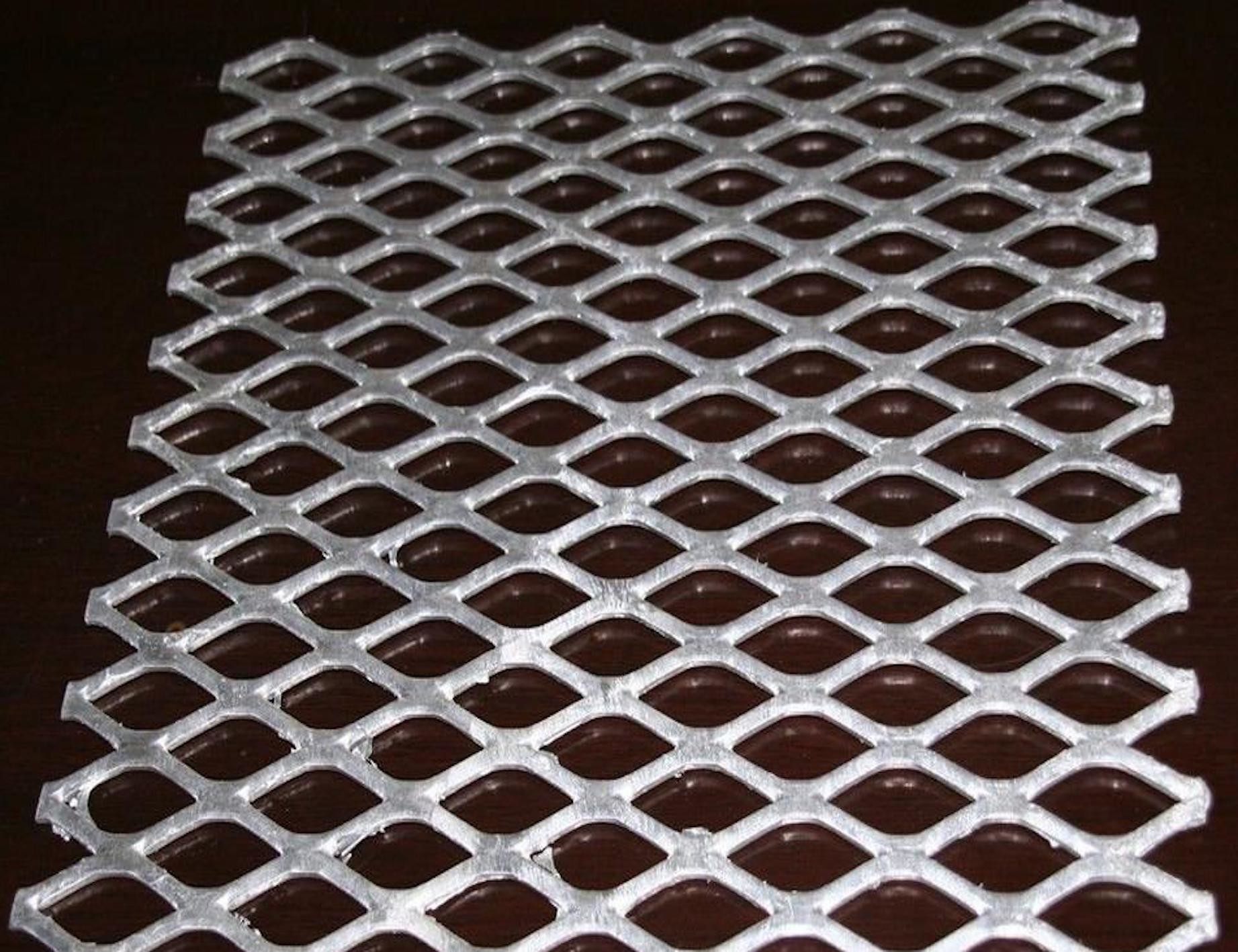 301SS Plate 2.5mm Expanded Metal Wire Mesh 100mm Pedal Expanded Wire Mesh