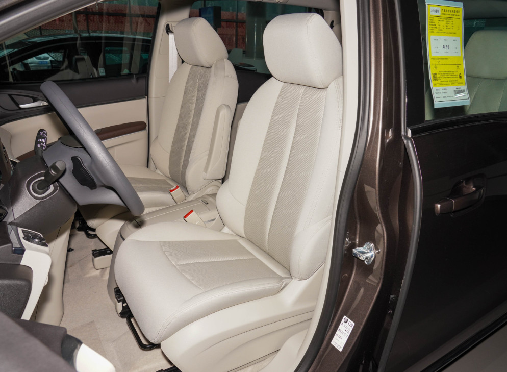 Buick Minivan MPV 7 Seater For Business Reception Family Travel