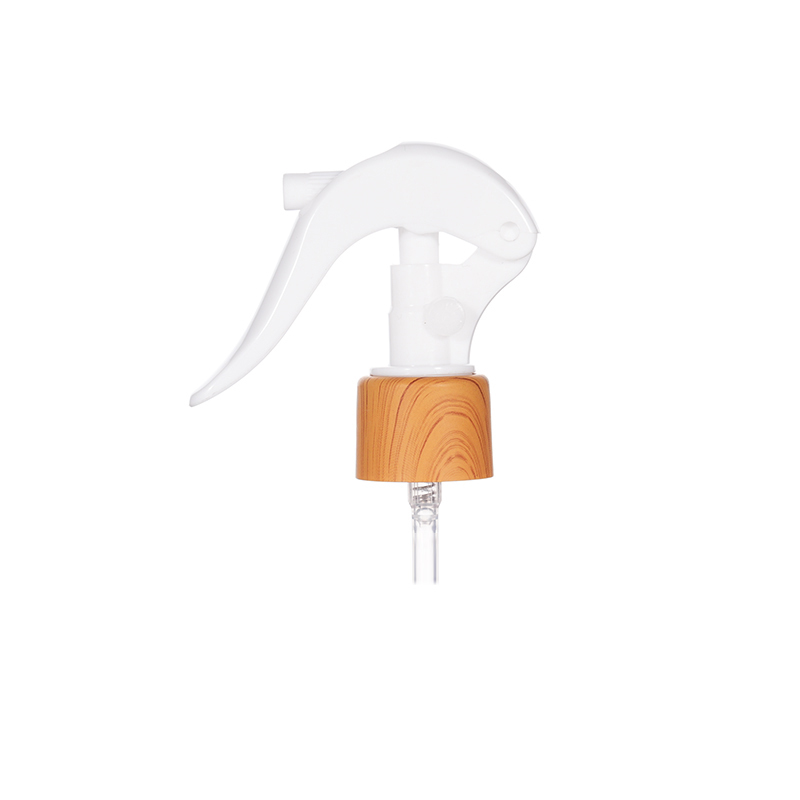 China Custom PP Mini Trigger Sprayer with Wooden Collar wholesale