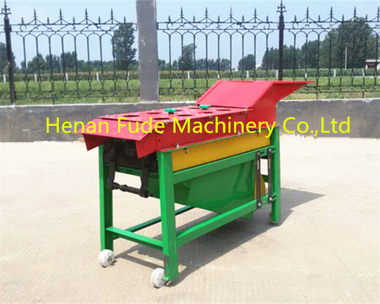 Corn husk sheller