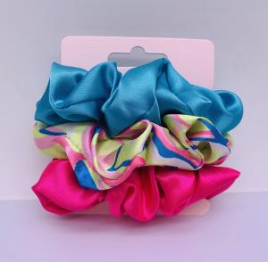 China Multipurpose Silk Hair Scrunchies , Portable Elastic Scrunchie Hair Ties wholesale