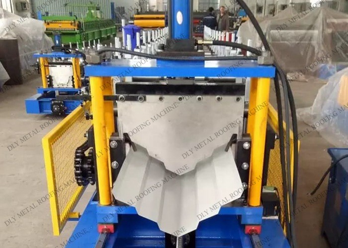 PLC Ridge Cap Forming Machine Cr12 Ridge Metal Roof Tile Making Equipment