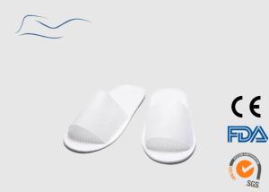 China PP Disposable Non Woven Slippers White Color Dust Proof With EVA Sole wholesale