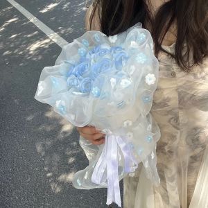 Xiaoxiangfeng rose bouquet, artificial flower soap, preserved flower finished