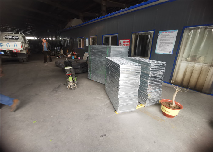 Ocean Petroleum Platform Galvanised Floor Grating 6mm Thick Pressure Locked