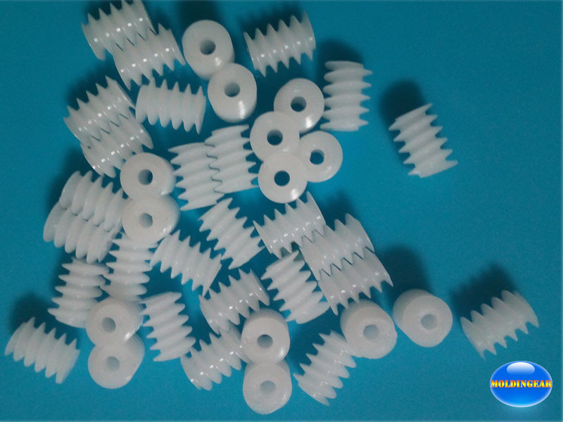 Wholesale of precision 0.5M plastic worm gear for DC motor with various length