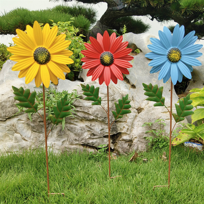 Sunflower Windmill Metal Pinwheel Garden Stake Wind Sculptures for Balcony Patio Lawn Decoration Outdoor Yard Ornament