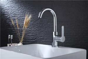 China Chrome Plated Industrial Sink Faucet , Ceramic Valve Core Brushed Stainless Kitchen Faucet wholesale