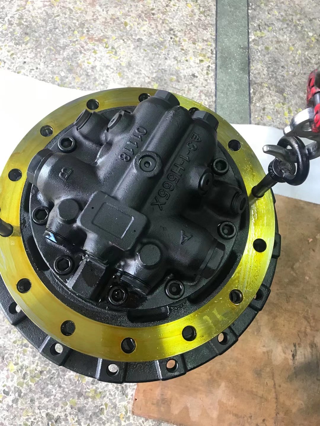 Standard Hitachi Travel Motor , ZX130 EX120 Excavator Drive Motor