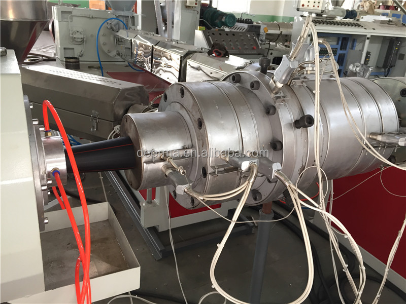 Customized HDPE Pipe Machine 380V / 415V HDPE Extruder Machine 80kw Tractor Speed 4-12m/Min