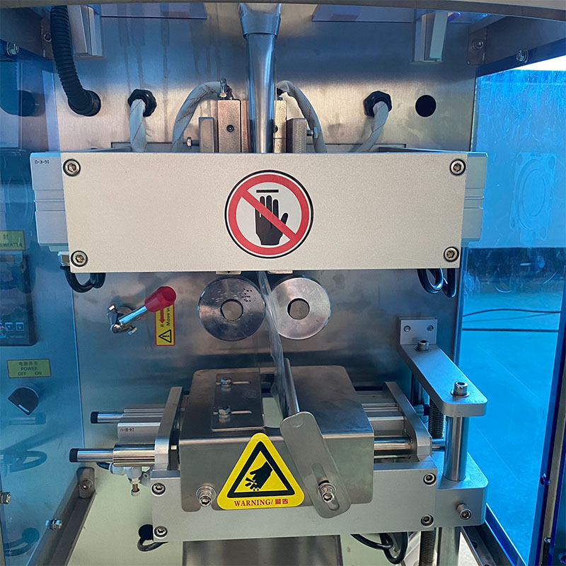 3g 240mm Granule Packing Machine 10bags/min Walnut Volume Cup Weighing