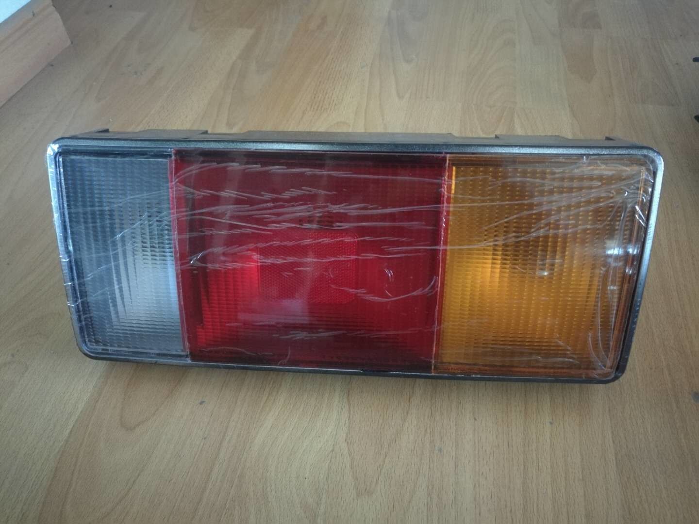 Hyundai Cargo Truck HD 250 Auto Tail Lamp W/O Bulb OEM 92401-7A100 92402-7A100