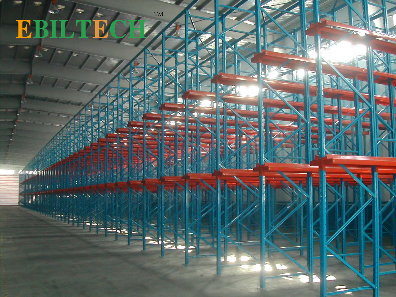 Blue Drive In Pallet Racking First In Last Out Or First In First Out Storage Style