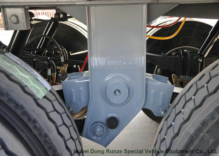 Tri axles 50000 liters 7 - 8 compartments palm oil tank trailer, crude oil tank trailer 50KL - 55K Liter