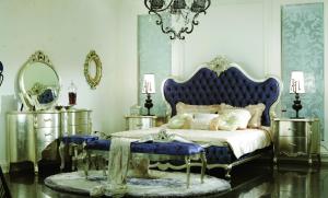China Custom European style palace solid wood carving fabric double bed French style villa bedroom furniture wholesale