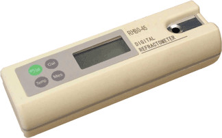Accurate Digital Handheld Refractometer , Digital Brix Refractometer Range 0-45%