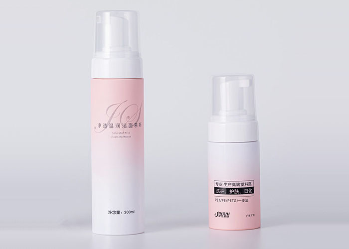 Soft Silicone Brush Pump Plastic Foam Bottle 100ml 200ml For Face Clean Products Packaging
