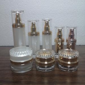 China Pearly 15g 30g 50g white plastic PMMA acrylic gold plating cap cosmetic manufacturer cream jar wholesale wholesale