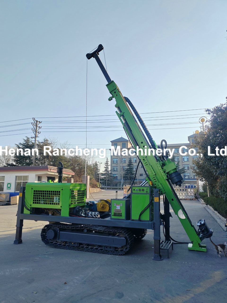 800m - 1400m Depth Hydraulic Core Drilling Rig Machine 118KW Engine 6 Cylinders