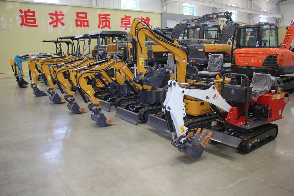 Digging Depth 2200mm Mini Tractor 2 Ton Crawler Digger Micro Excavator