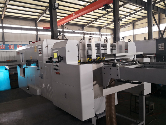 Lead Edge Cardboard Corrugated Die Cutting Machine Automatic Feeding 1320mm Sheet