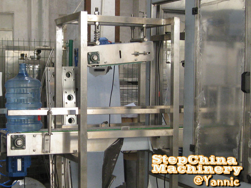Capacity of 1000BPH 5 gallon water filling machine special designed model