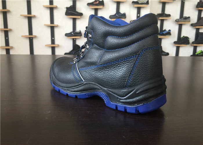 Fashionable Steel Toe Work Boots Size Customized With Stitching Edging SB Standard