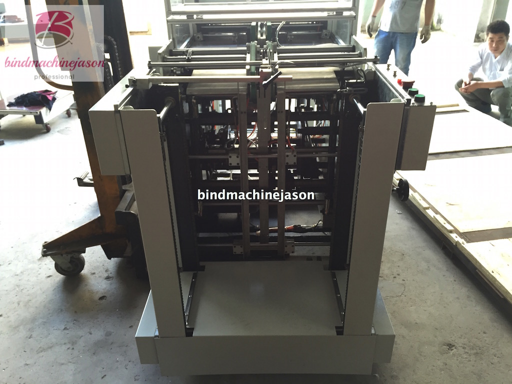 Automatic calendar hole punching machine SPB550