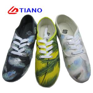 China Athletic Cap Toe Ladies Low Top Casual Skate Shoes wholesale