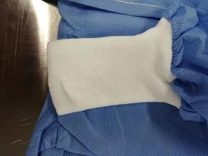China Sterile Disposable Medical Gowns , Patient Surgical Gowns Blue / Green Color wholesale