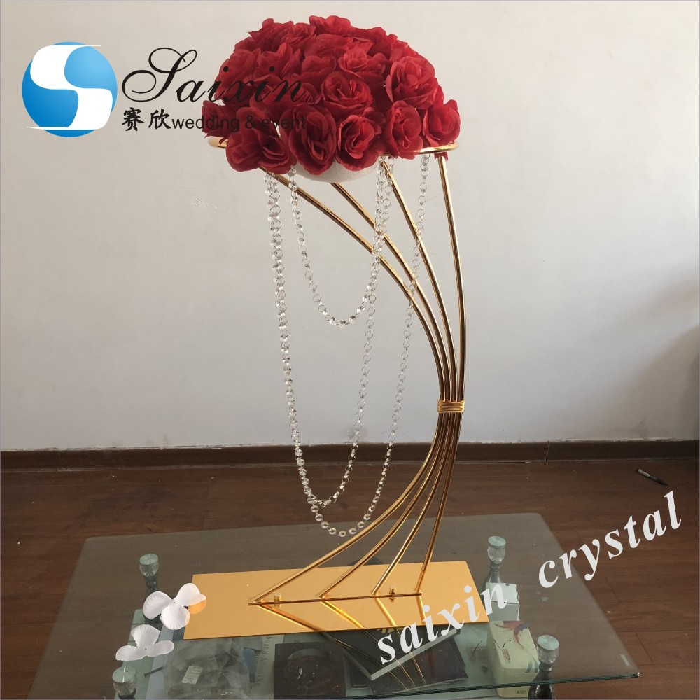 Event Decoration Crystal Cake Table Beautiful Wedding Cake Table Decor