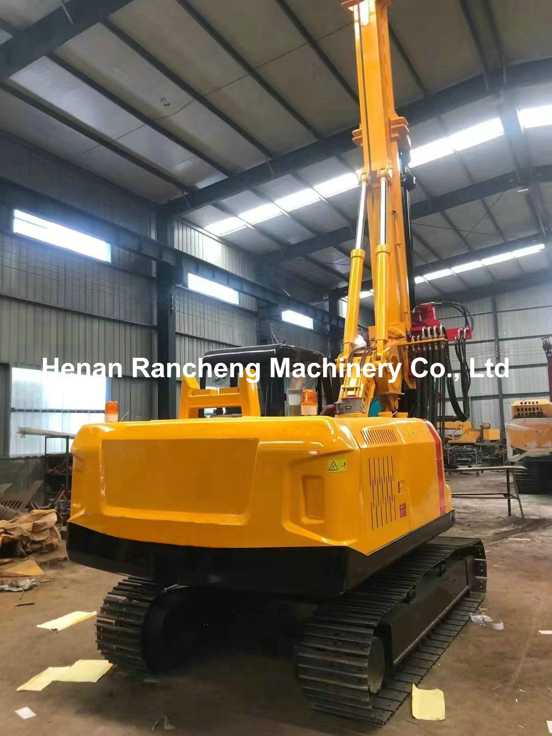Hydraulic Bored Piling Rotary Drilling Rig 95KW Yuchai Engine 15m Piling Depth