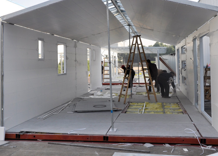 Light Steel Frame Prefabricated Homes Hurricane Resistant Fast Assemble House Kits With Folding System