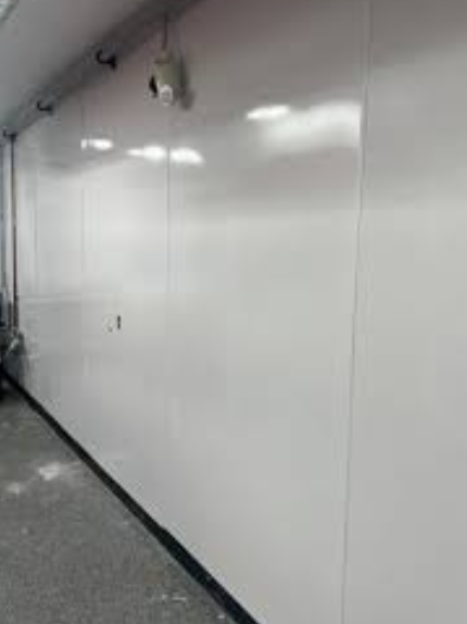 Lightweight Flat Smooth White FRP Panels Convenient Construction Strong Designability