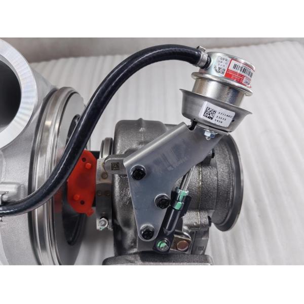HE500WG Original DCEC QSZ13-C550-30 Engine Turbocharger 5498100 5327805 WEIGH 30.5kg Standard Size DCEC