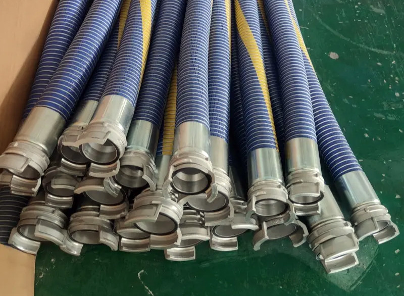 PVC Coated Polyester Composite Hose Pipe with 250 PSI Pressure Rating