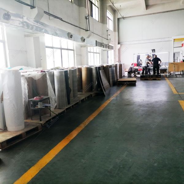 Waterproof Anti-slip Luxury PVC Vinyl LVT Flooring Click SPC 4mm 5mm 6mm Tile Flooring