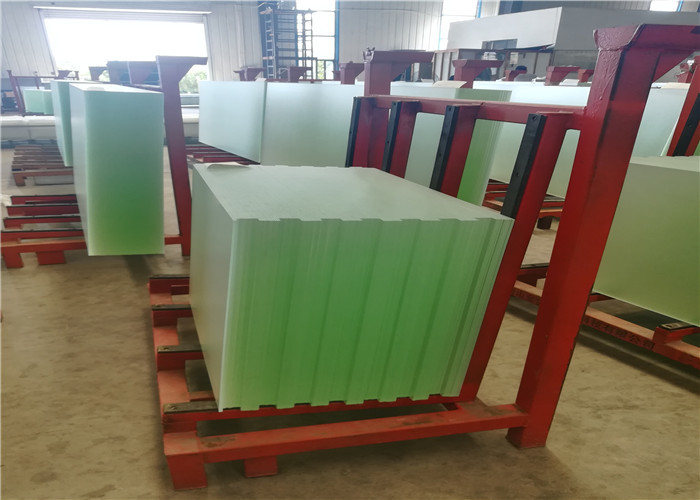 Ultra Clear Tempered Low Iron Solar Glass Solid Structure Impact Resistant