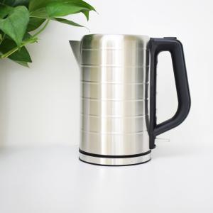 China Automatic Cordless Metal Electric Kettle 360 Degree Rotation Hot Water Kettle wholesale