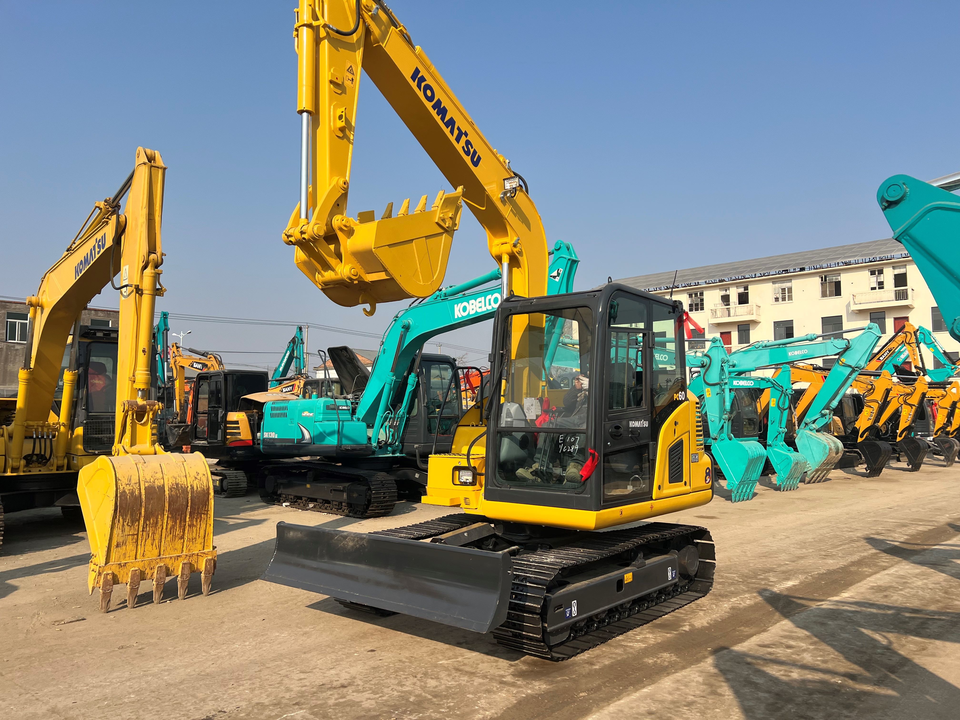 Japan mini used Komatsu excavators PC60-8 pc70 pc78 excavators hydraulic machine crawler used komatsu pc60 mini excavator