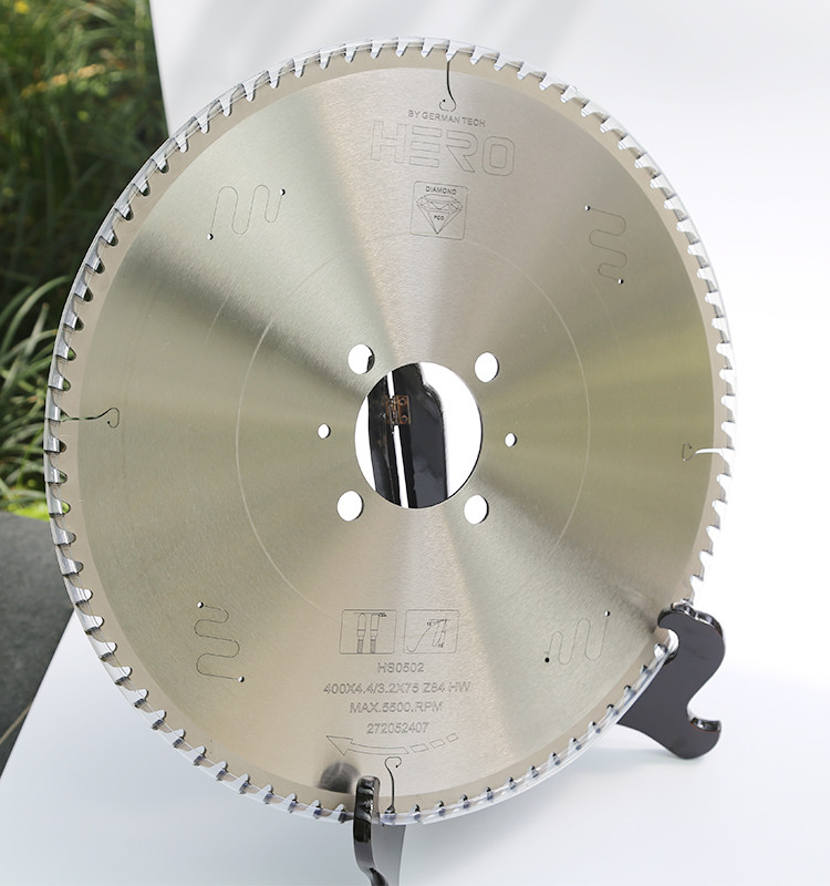 Wood Working Pcd Saw Blades , Metal Cutting Diamond Blade Circular