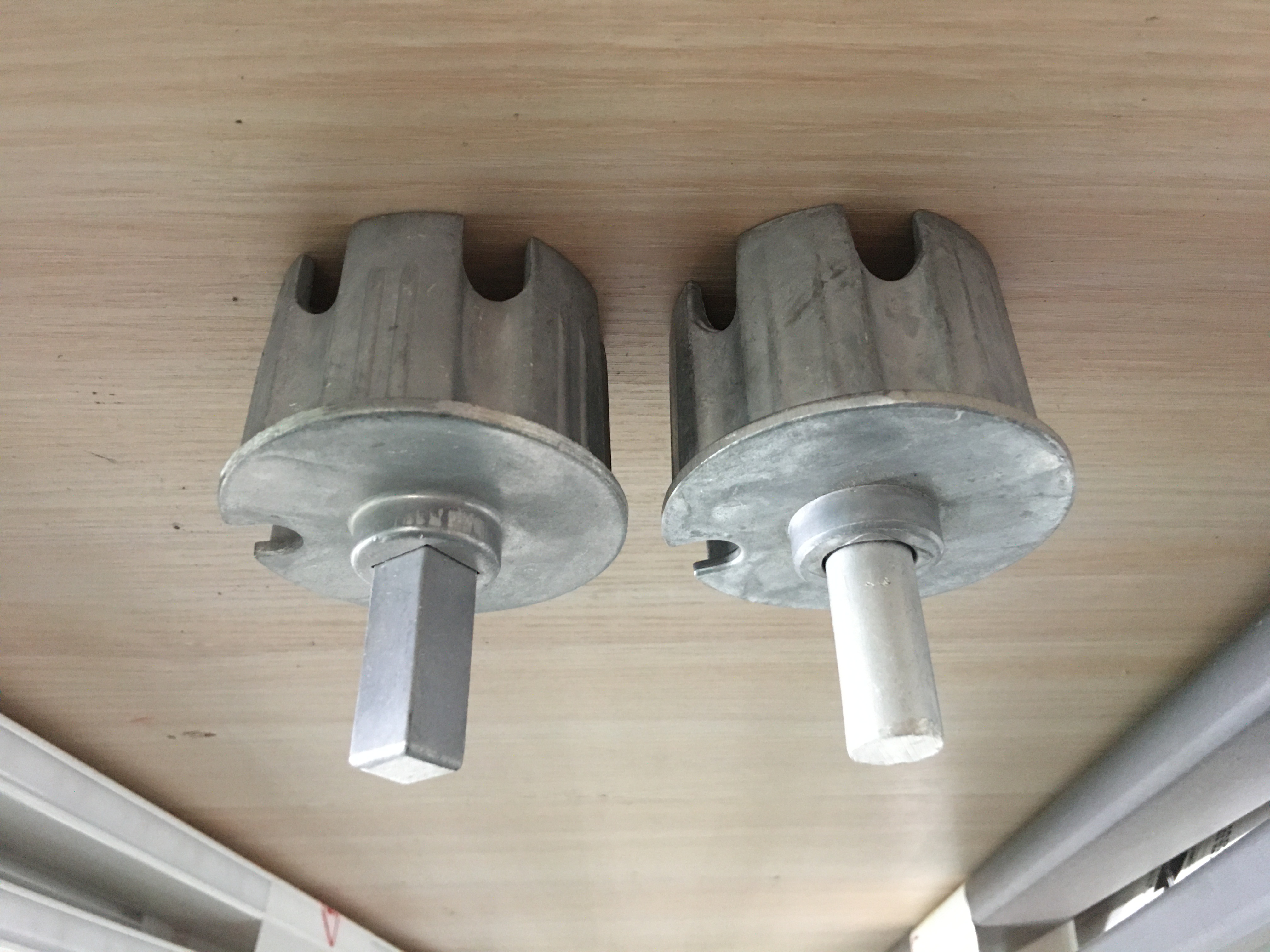 Window Sunshade Retractable Awning Parts Roller Blinds Accessories 70mm Aluminum Square/ Round Reel Plug